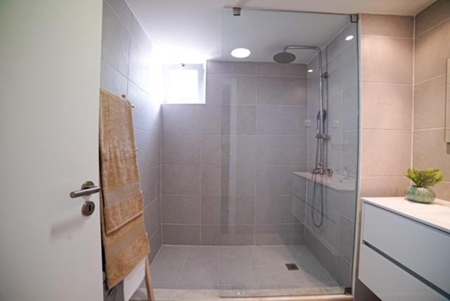 אלבופיירה One Bedroom Apartment Marina View מראה חיצוני תמונה